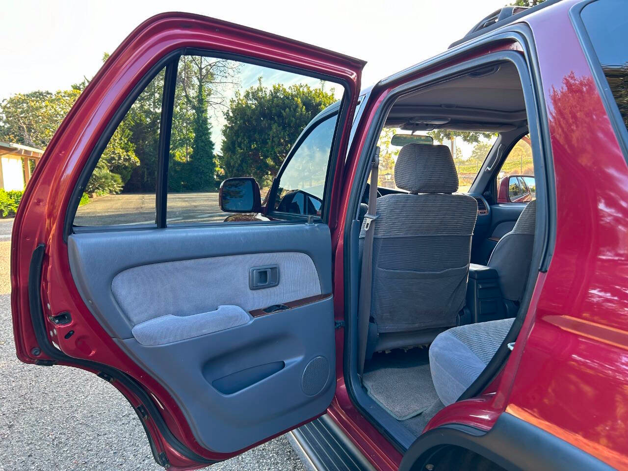 Used 1997 Toyota 4Runner SR5 AWD/4WD image 27