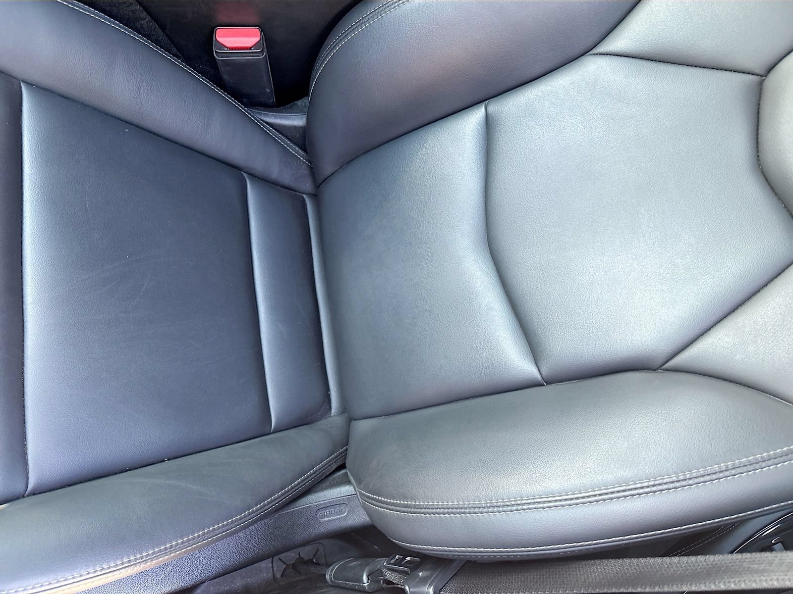 Used 2025 Cadillac CT4 Luxury RWD image 20