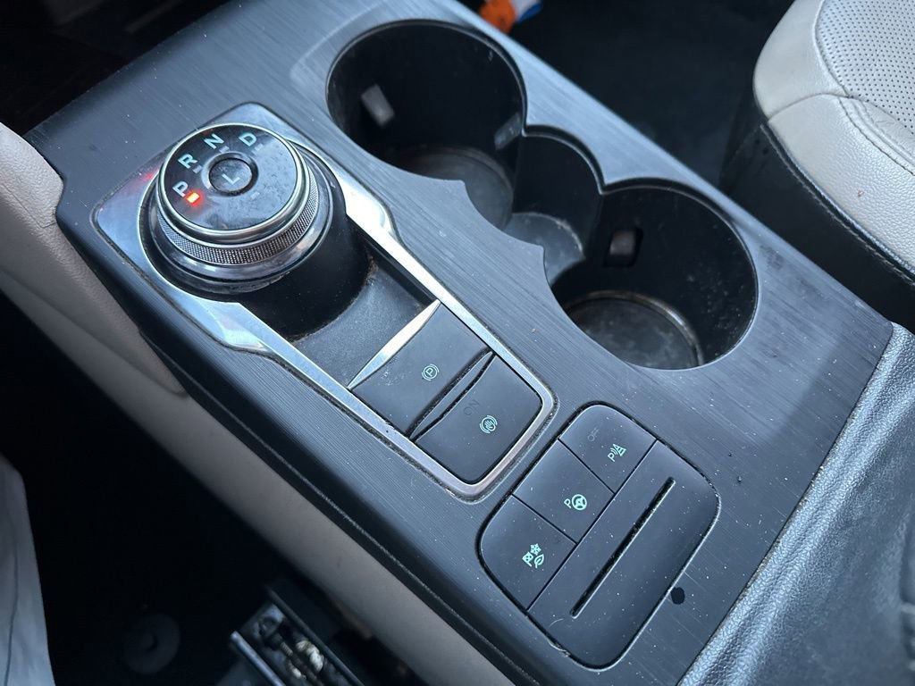 Used 2020 Ford Escape Titanium image 26