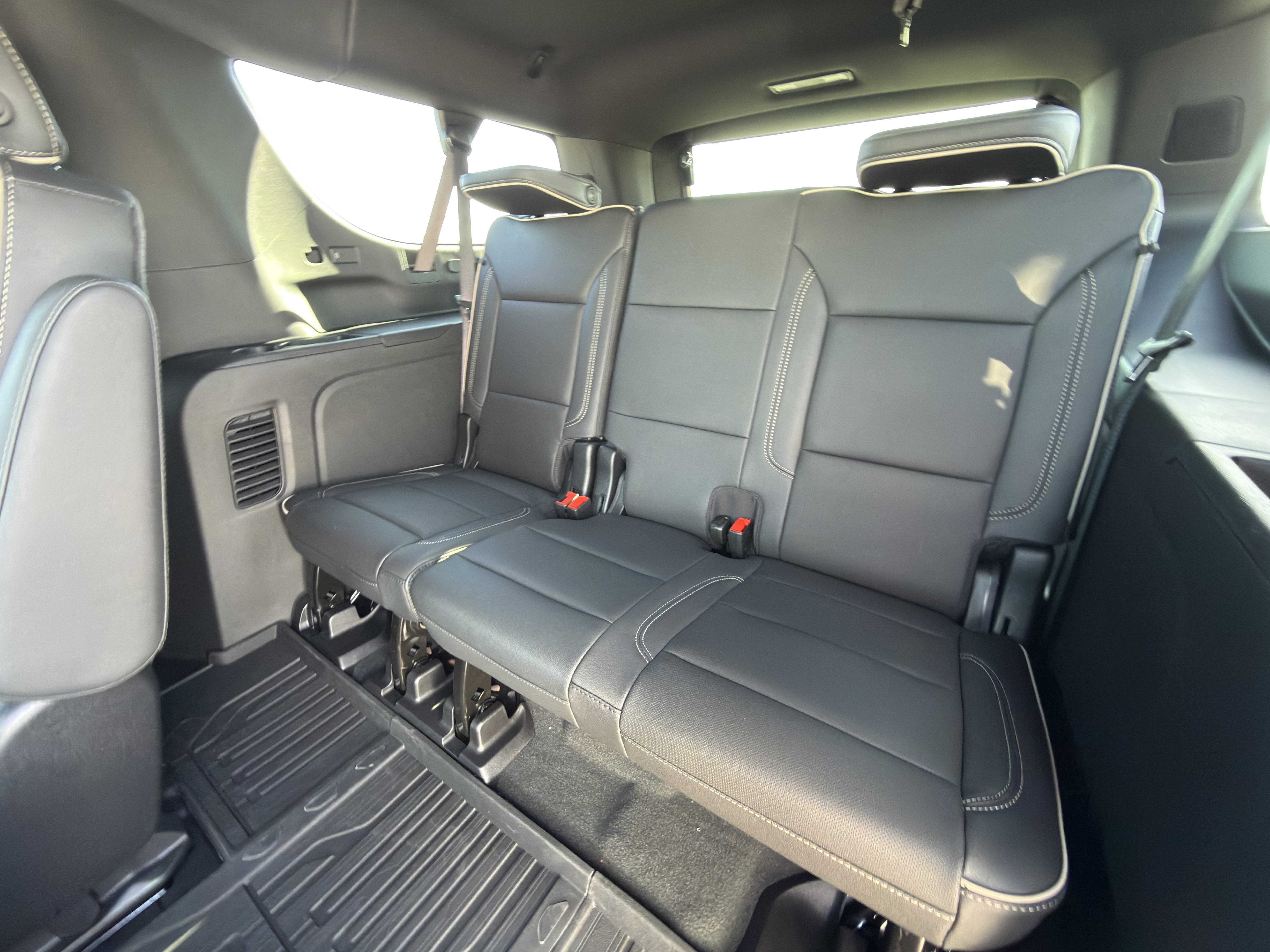 New 2026 GMC Yukon XL Elevation image 14