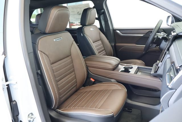 New 2026 GMC Acadia Denali Ultimate AWD/4WD image 22