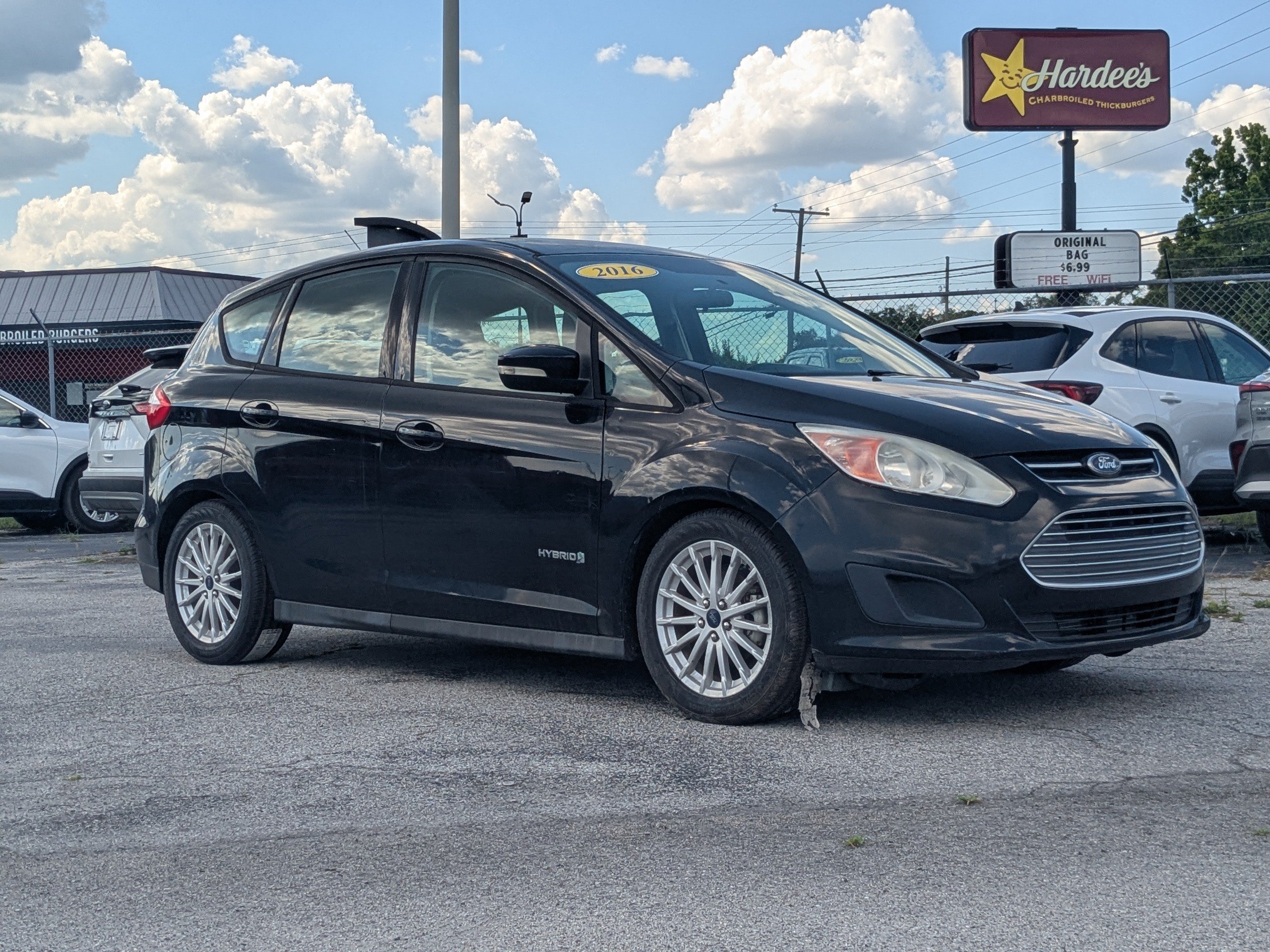 Used 2016 Ford C-MAX SE w/ Equipment Group 201A FWD image 2