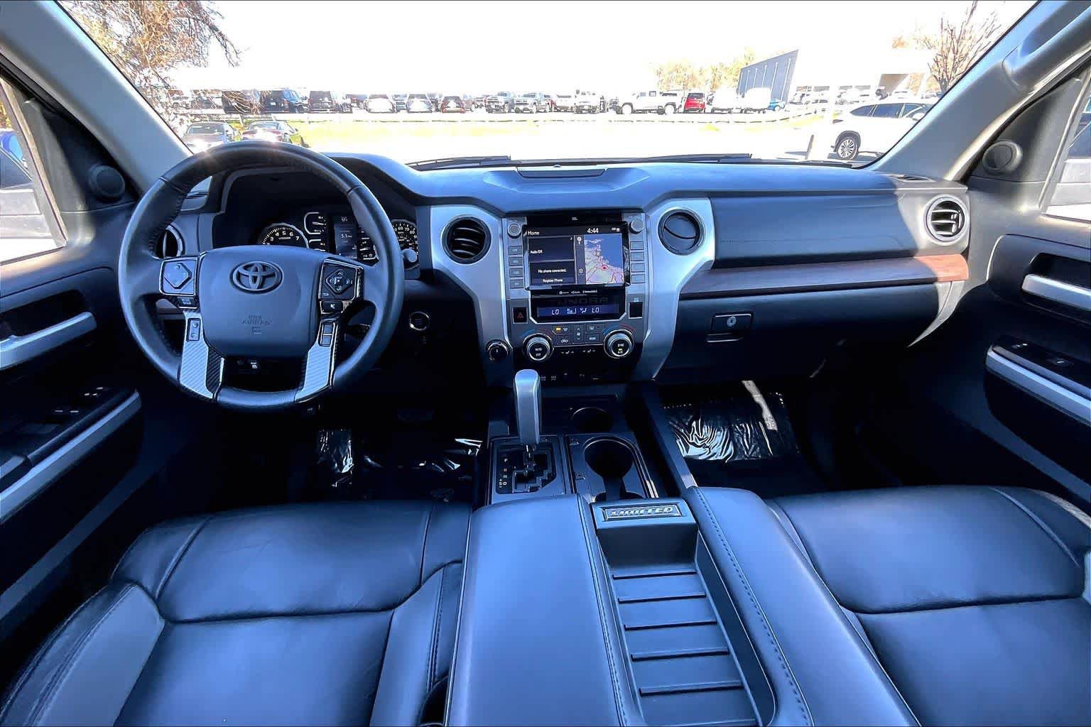 Used 2020 Toyota Tundra Limited w/ Limited Premium Package AWD/4WD image 15