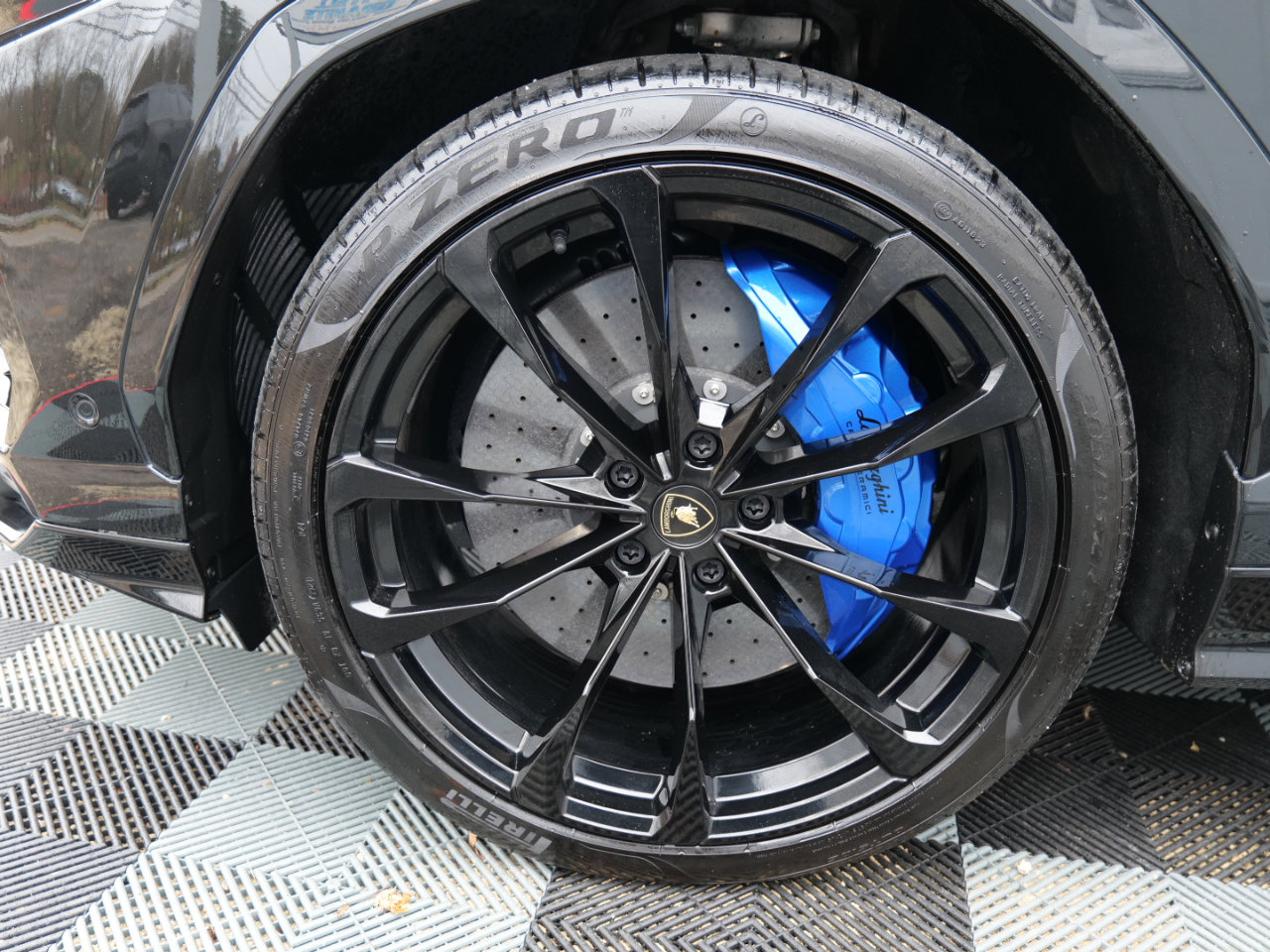 Used 2021 Lamborghini Urus image 88