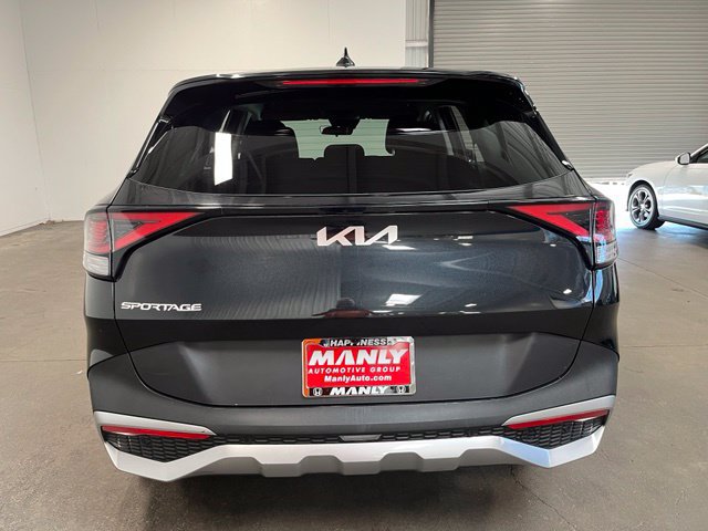 Used 2024 Kia Sportage LX FWD image 4