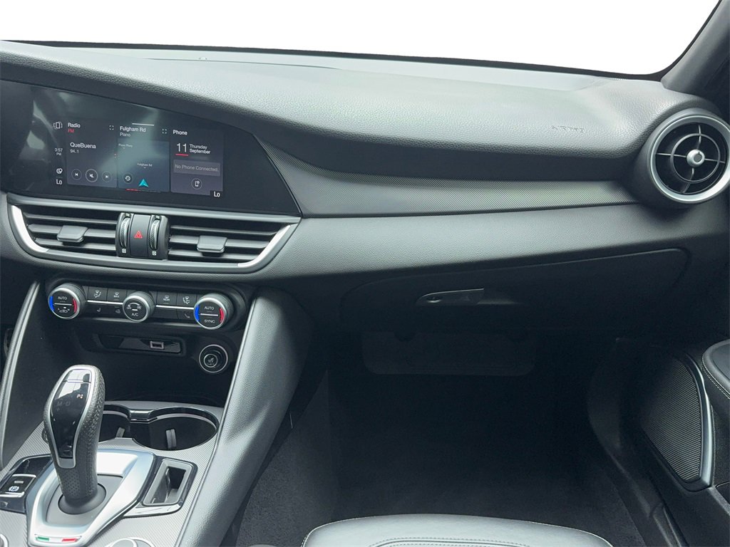 Used 2022 Alfa Romeo Giulia Veloce image 19