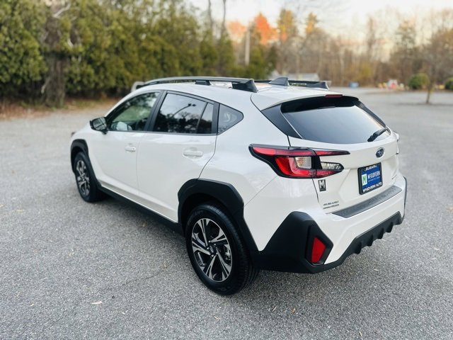 Used 2025 Subaru Crosstrek 2.0i Premium image 8