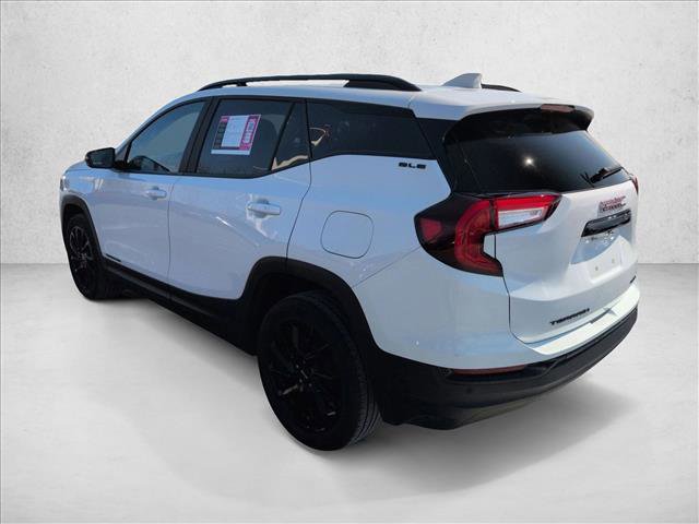 Used 2023 GMC Terrain SLE w/ Driver Convenience Package image 8
