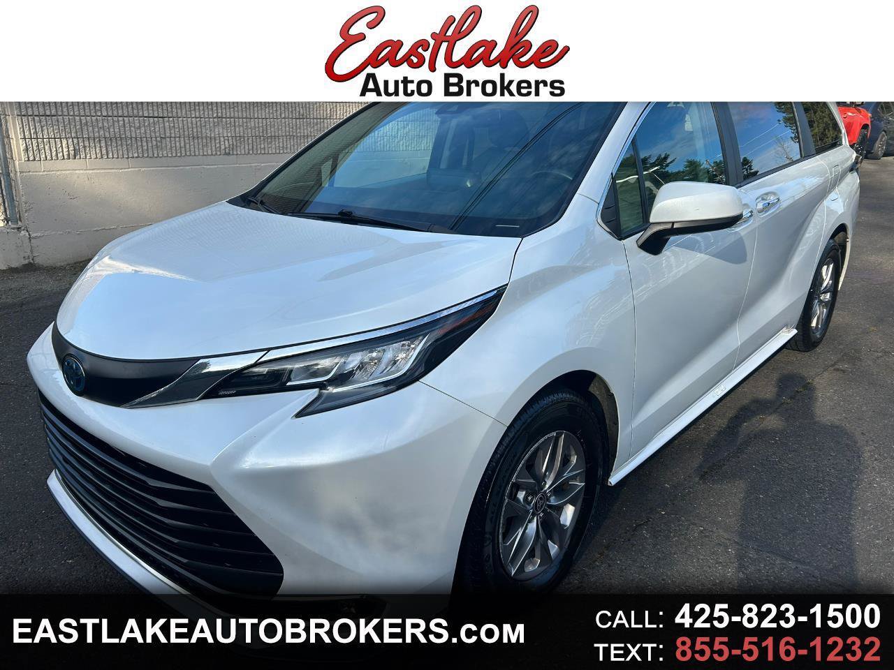 Used 2023 Toyota Sienna XLE