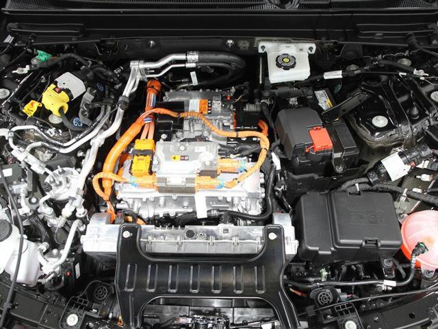 New 2026 Cadillac Lyriq V w/ LPO, Floor Liner Package image 21