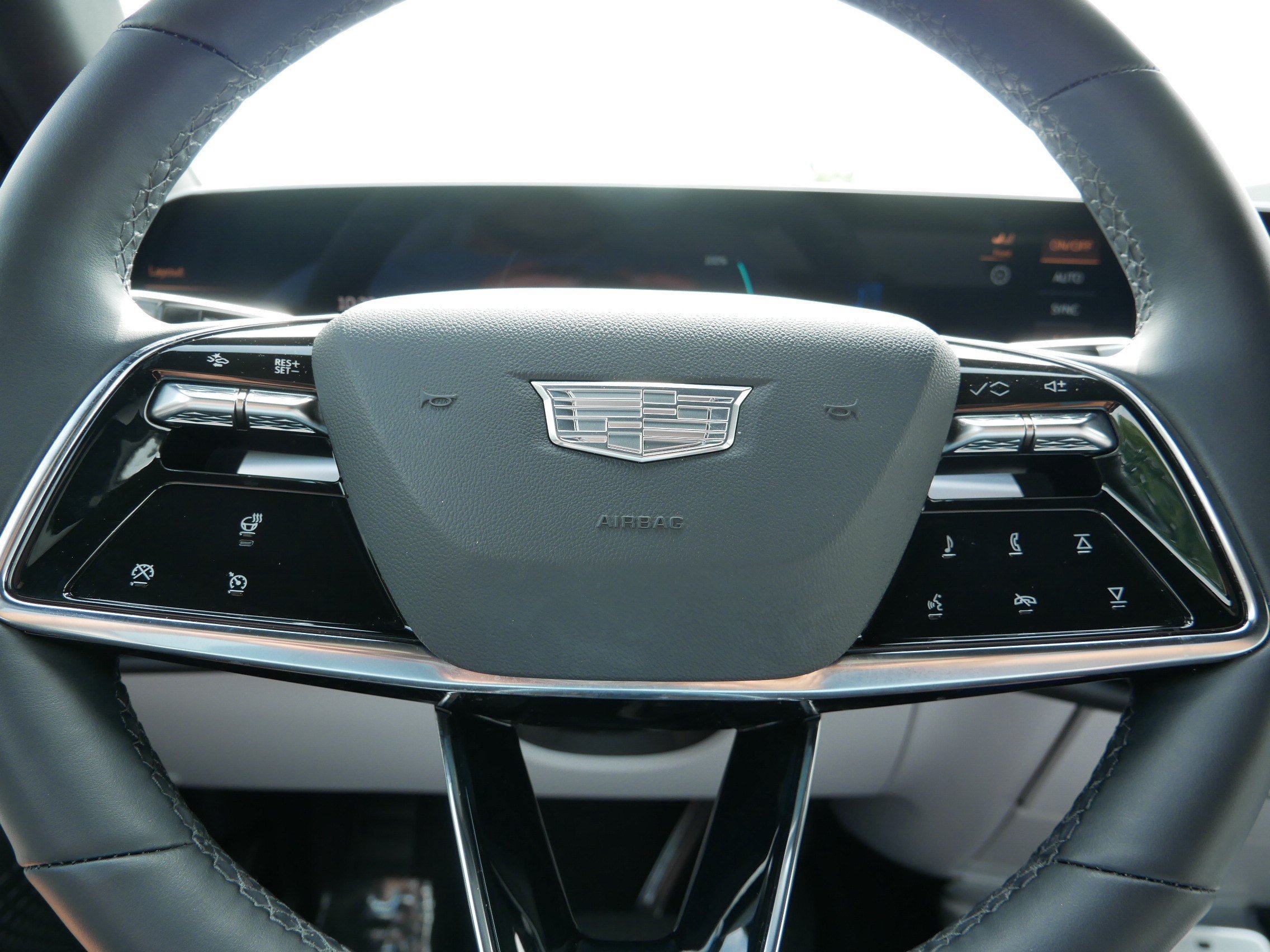 Certified 2024 Cadillac Lyriq Sport AWD/4WD image 23