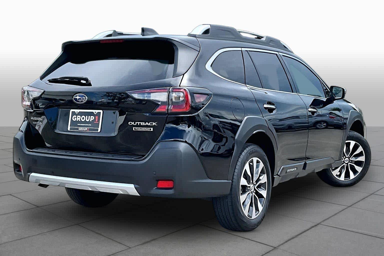 Used 2024 Subaru Outback Touring AWD/4WD image 12