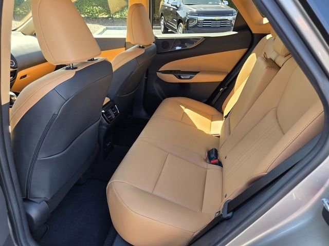 Used 2024 Lexus NX 250 FWD image 11
