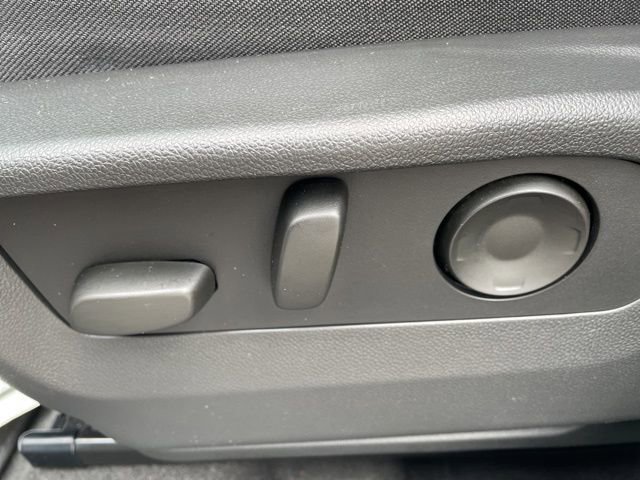 Used 2025 Buick Envision Preferred image 14