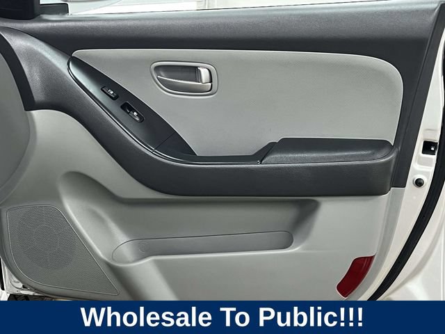 Used 2009 Hyundai Elantra GLS FWD image 27