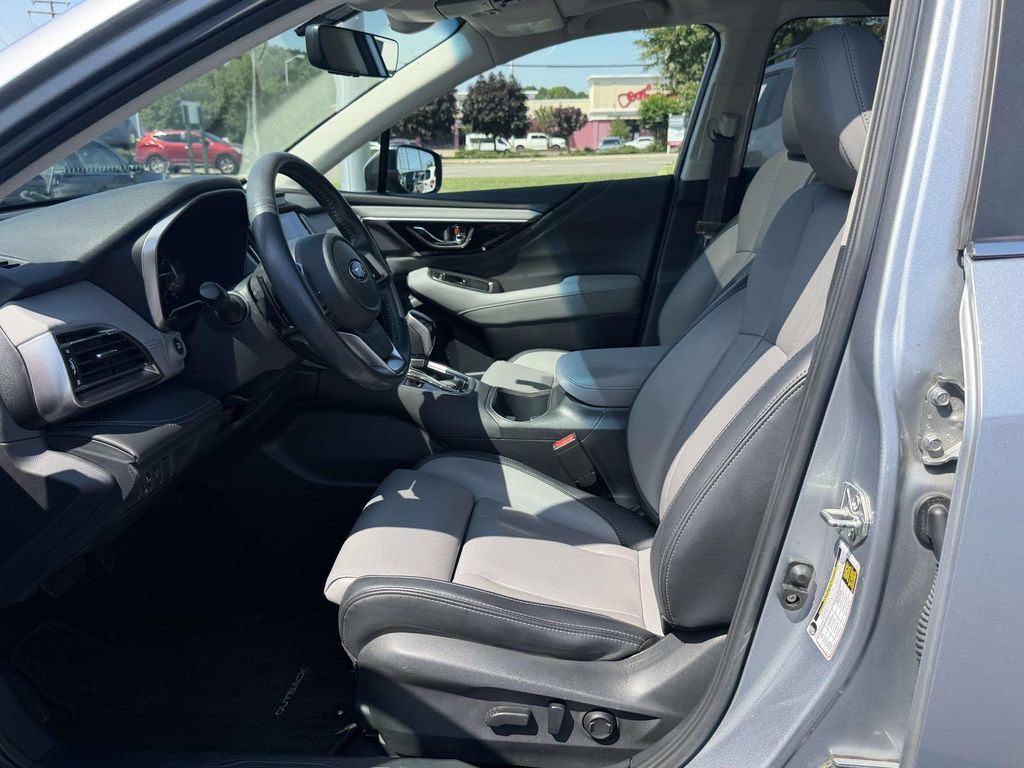 Used 2021 Subaru Outback Limited XT AWD/4WD image 18