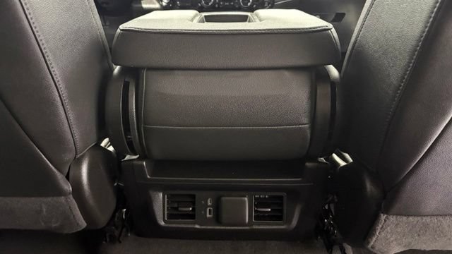 Used 2025 GMC Sierra 1500 SLT AWD/4WD image 28