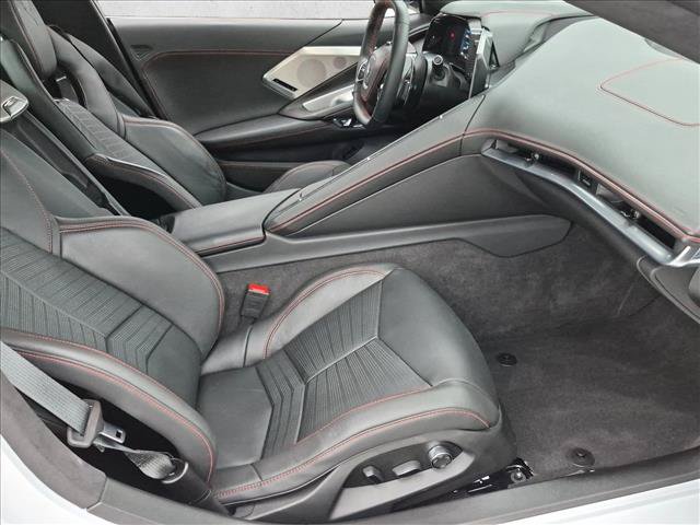 Used 2024 Chevrolet Corvette Stingray Premium Conv w/ Z51 Performance Package RWD image 17