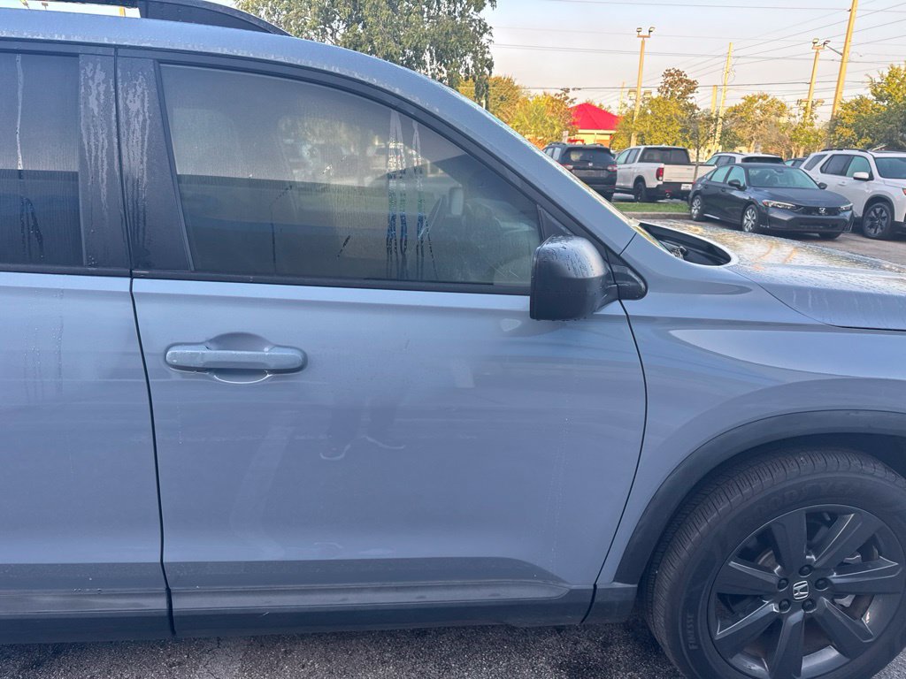 Used 2023 Honda Pilot Sport image 21