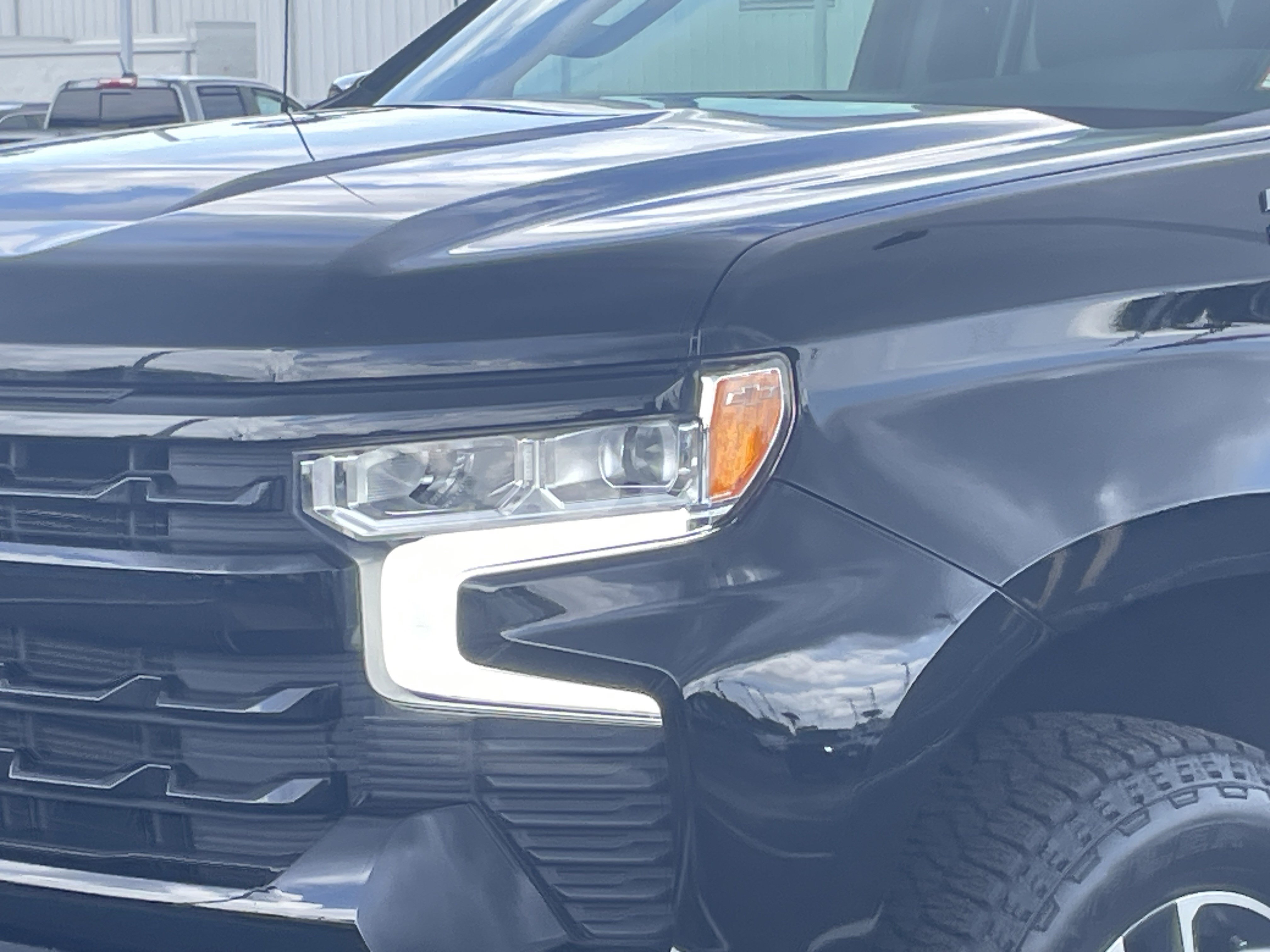 Used 2025 Chevrolet Silverado 1500 RST w/ Convenience Package II AWD/4WD image 6