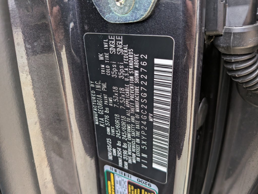 Certified 2025 Kia Telluride LX FWD image 38