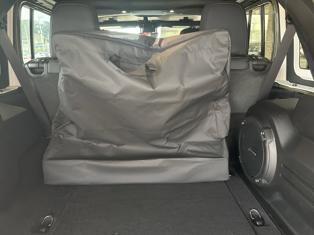 New 2025 Jeep Wrangler Unlimited Rubicon image 25