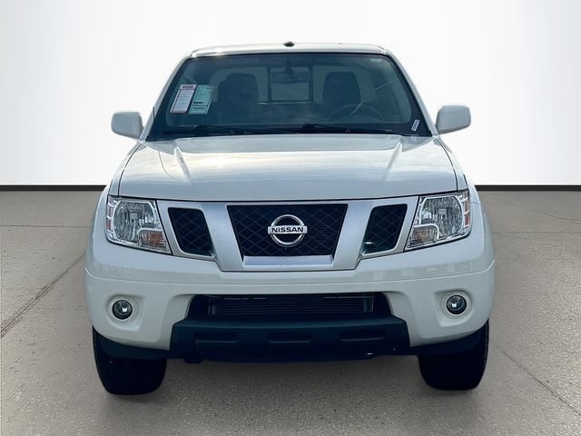 Used 2019 Nissan Frontier PRO-4X AWD/4WD image 2