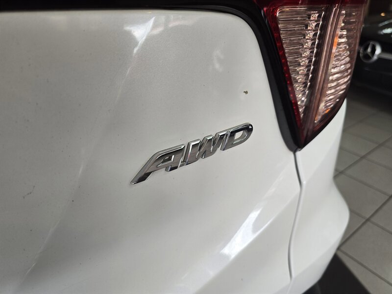 Used 2016 Honda HR-V LX image 21