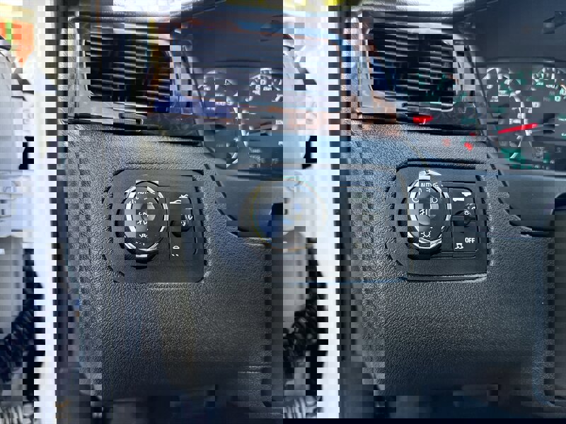 Used 2016 Chevrolet Impala LTZ image 36