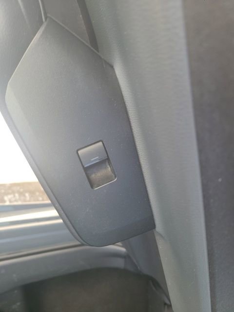 Used 2023 Toyota Prius LE image 15