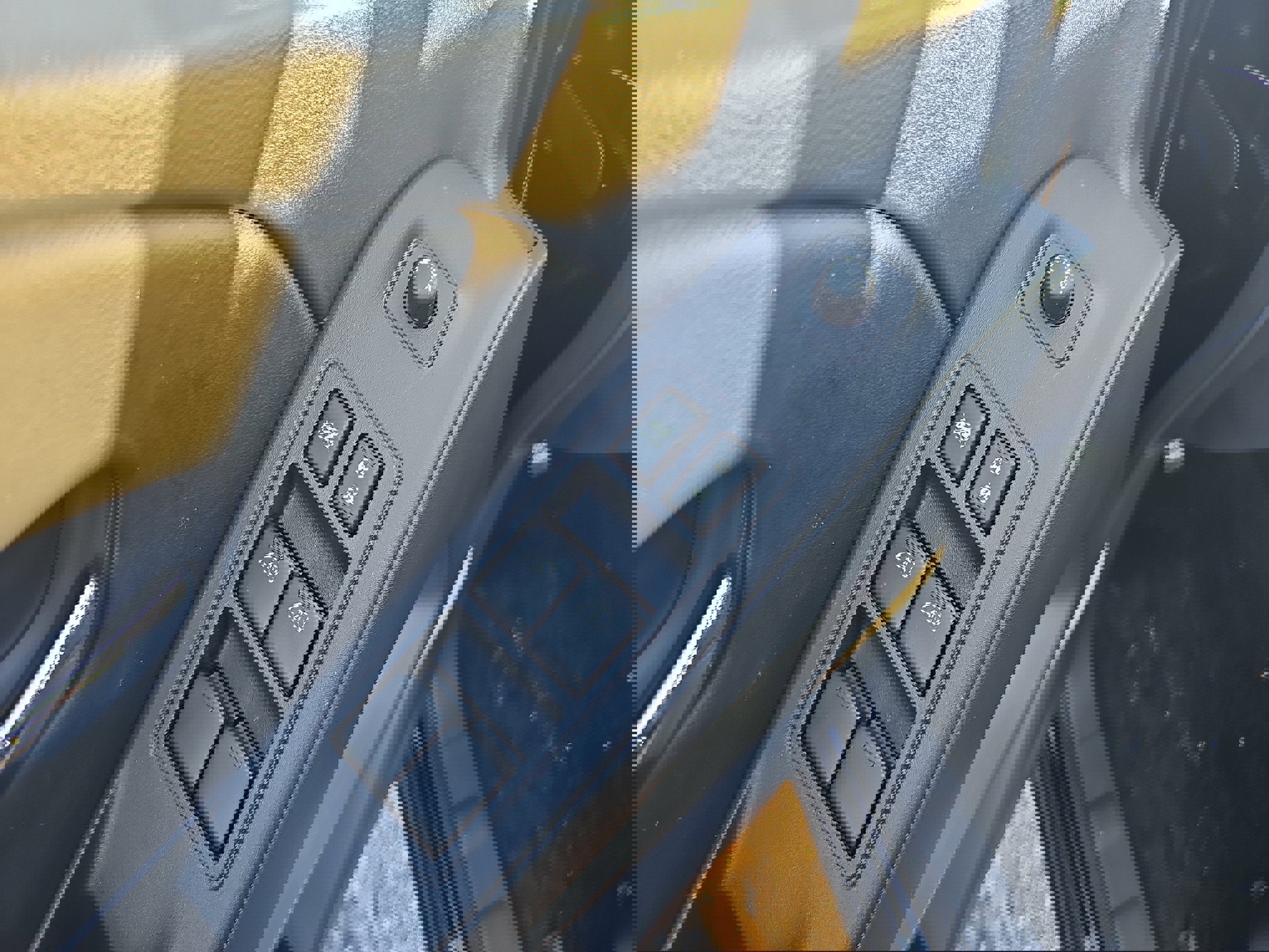 New 2026 Nissan Frontier SV w/ All-Weather Content Package image 18