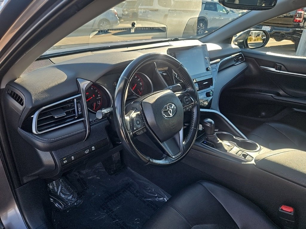 Used 2023 Toyota Camry XSE image 12