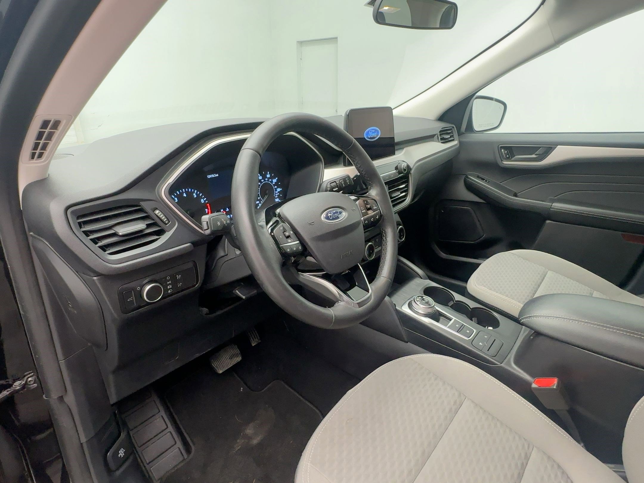 Used 2022 Ford Escape SE w/ Convenience Package image 4