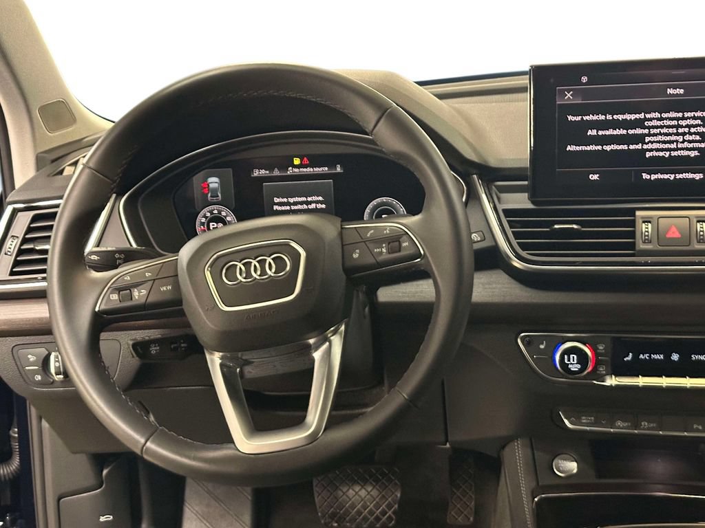 Used 2023 Audi Q5 2.0T Premium Plus w/ Premium Plus Package AWD/4WD image 17