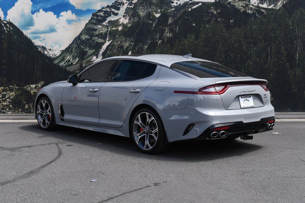 Used 2020 Kia Stinger GT2 AWD/4WD image 9