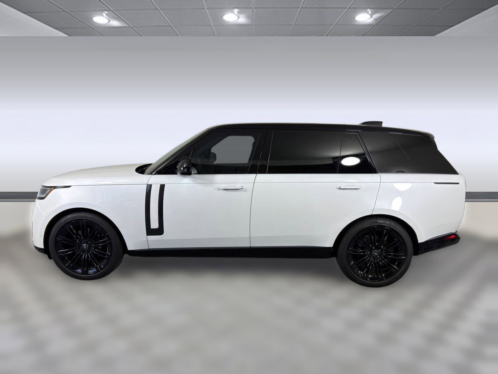 Used 2025 Land Rover Range Rover Long Wheelbase SE image 23