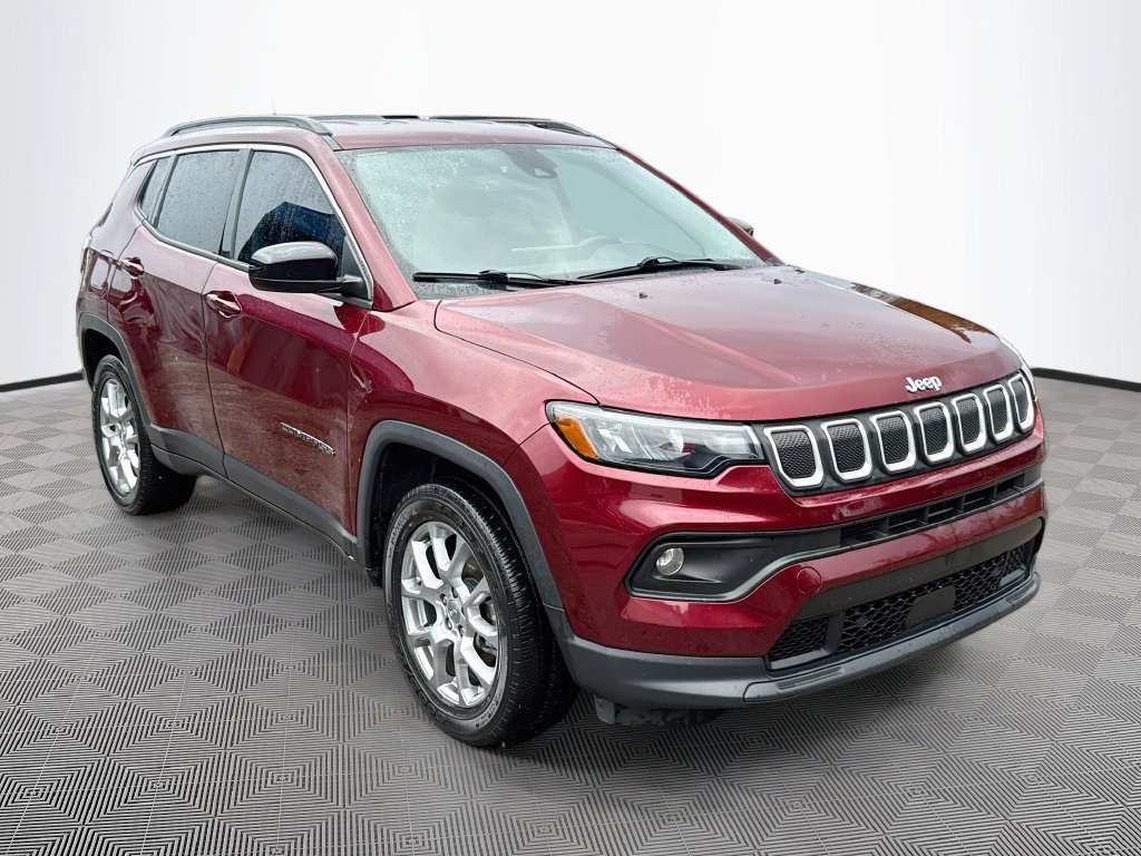Used 2022 Jeep Compass Latitude AWD/4WD image 4