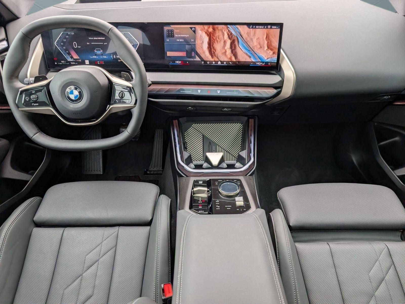 Certified 2025 BMW X3 xDrive30i w/ Premium Package image 16