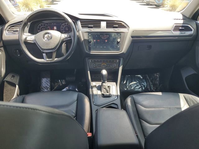 Used 2018 Volkswagen Tiguan SEL Premium FWD image 15