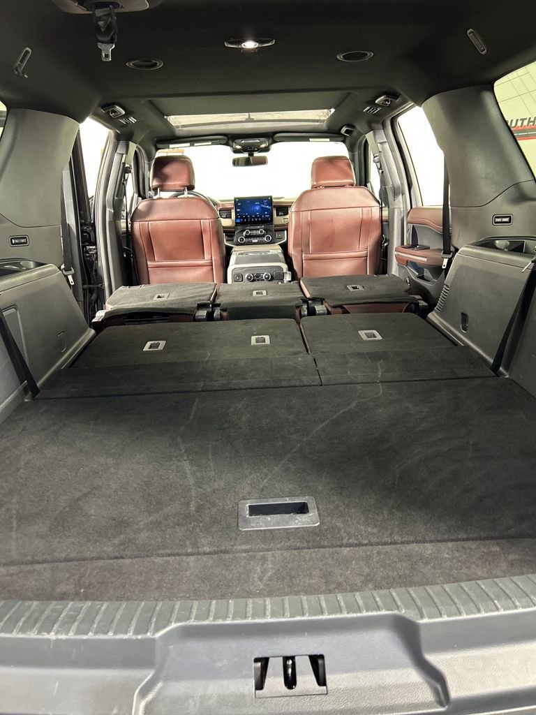 Used 2024 Ford Expedition Max Limited image 24