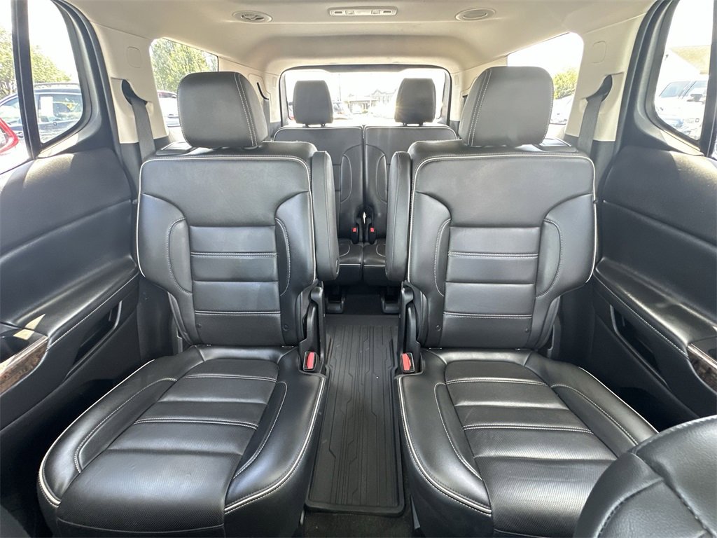 Used 2021 GMC Acadia Denali w/ GMC Pro Grade Package image 23