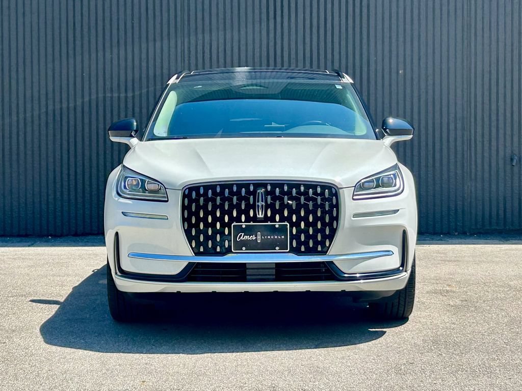 New 2025 Lincoln Corsair Grand Touring AWD/4WD image 9