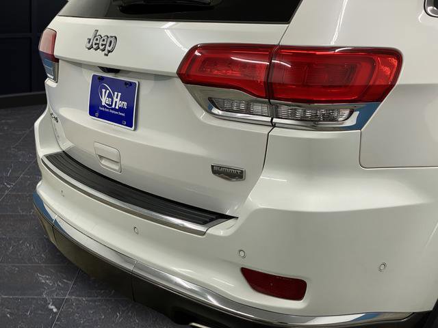 Used 2018 Jeep Grand Cherokee Summit image 37