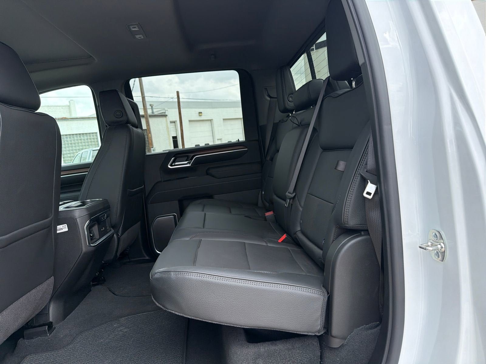 New 2026 GMC Sierra 2500 Denali w/ Denali Reserve Package AWD/4WD image 12
