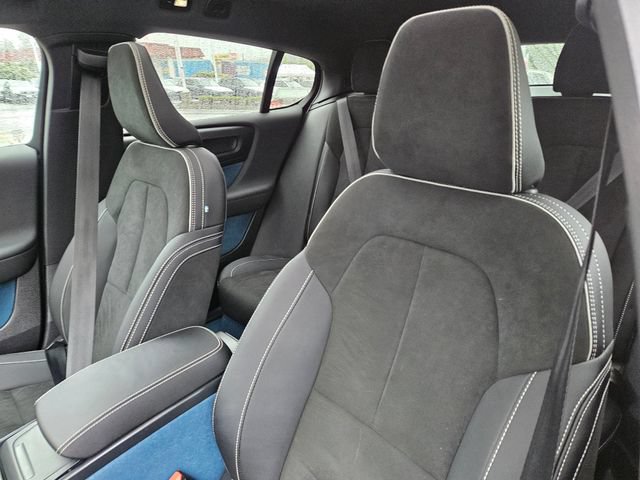 Used 2023 Volvo C40 P8 Recharge Ultimate AWD/4WD image 19