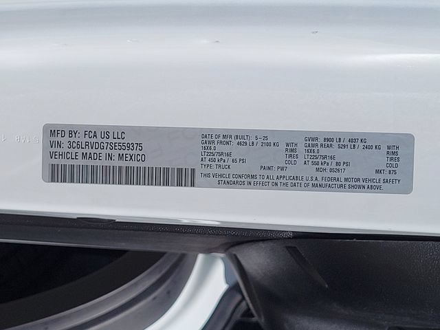 Used 2025 RAM ProMaster 2500 FWD image 22