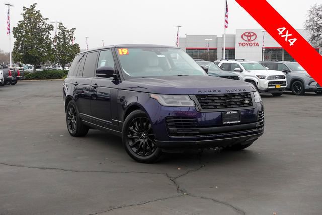 Used 2019 Land Rover Range Rover HSE image 2