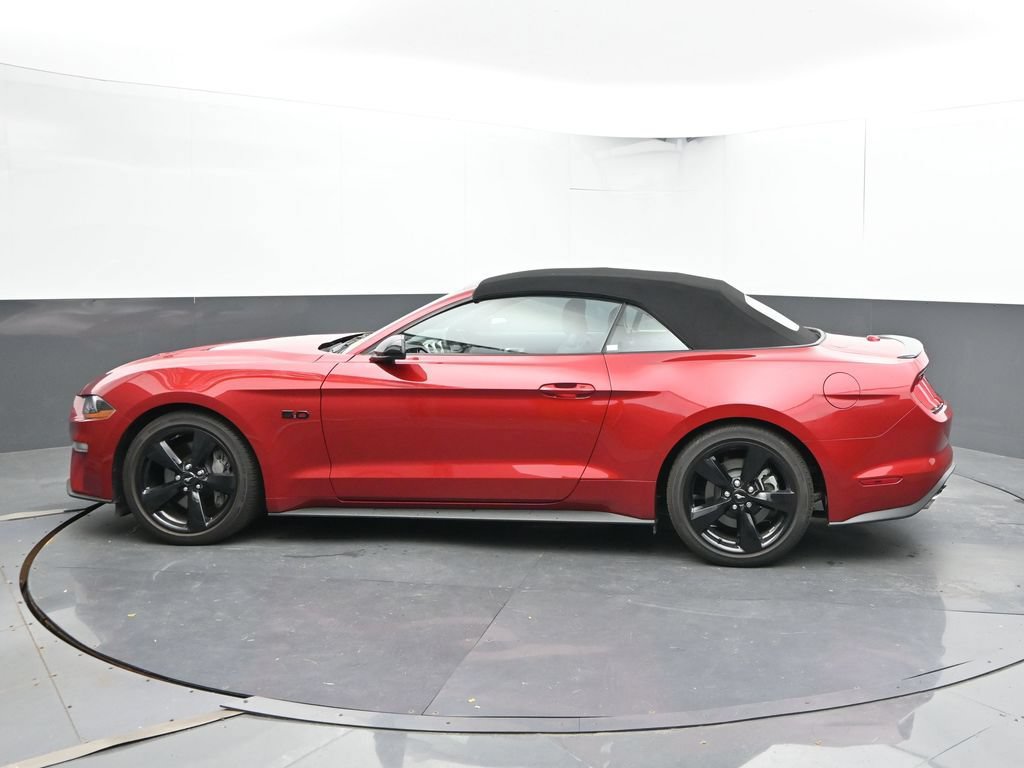 Used 2022 Ford Mustang GT Premium w/ Black Accent Package RWD image 9