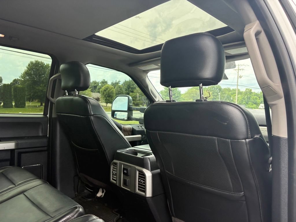 Used 2017 Ford F250 Lariat w/ Lariat Ultimate Package AWD/4WD image 20