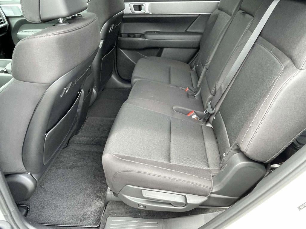 New 2026 Hyundai Santa Fe SE image 31